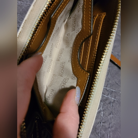 Michael Kors Beige and Brown Wallet - Picture 7 of 8